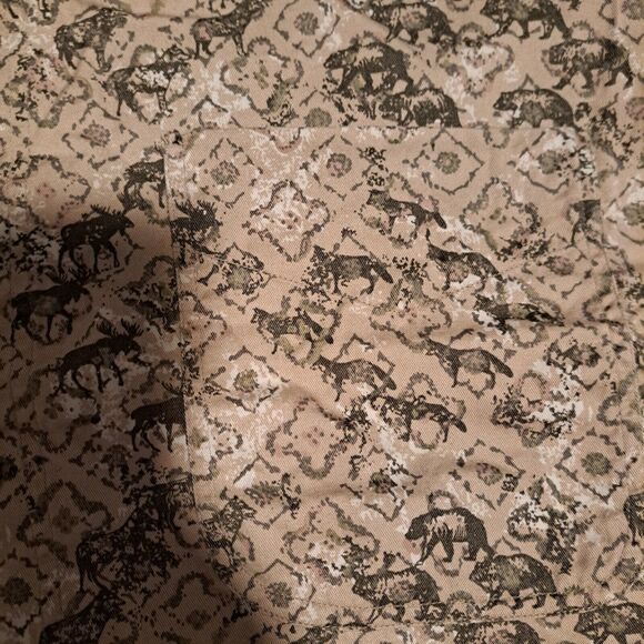 Woolrich Coyote Moose Bear All Over Print Button Shirt Mens L Gorpcore Outdoors - Picture 4 of 9
